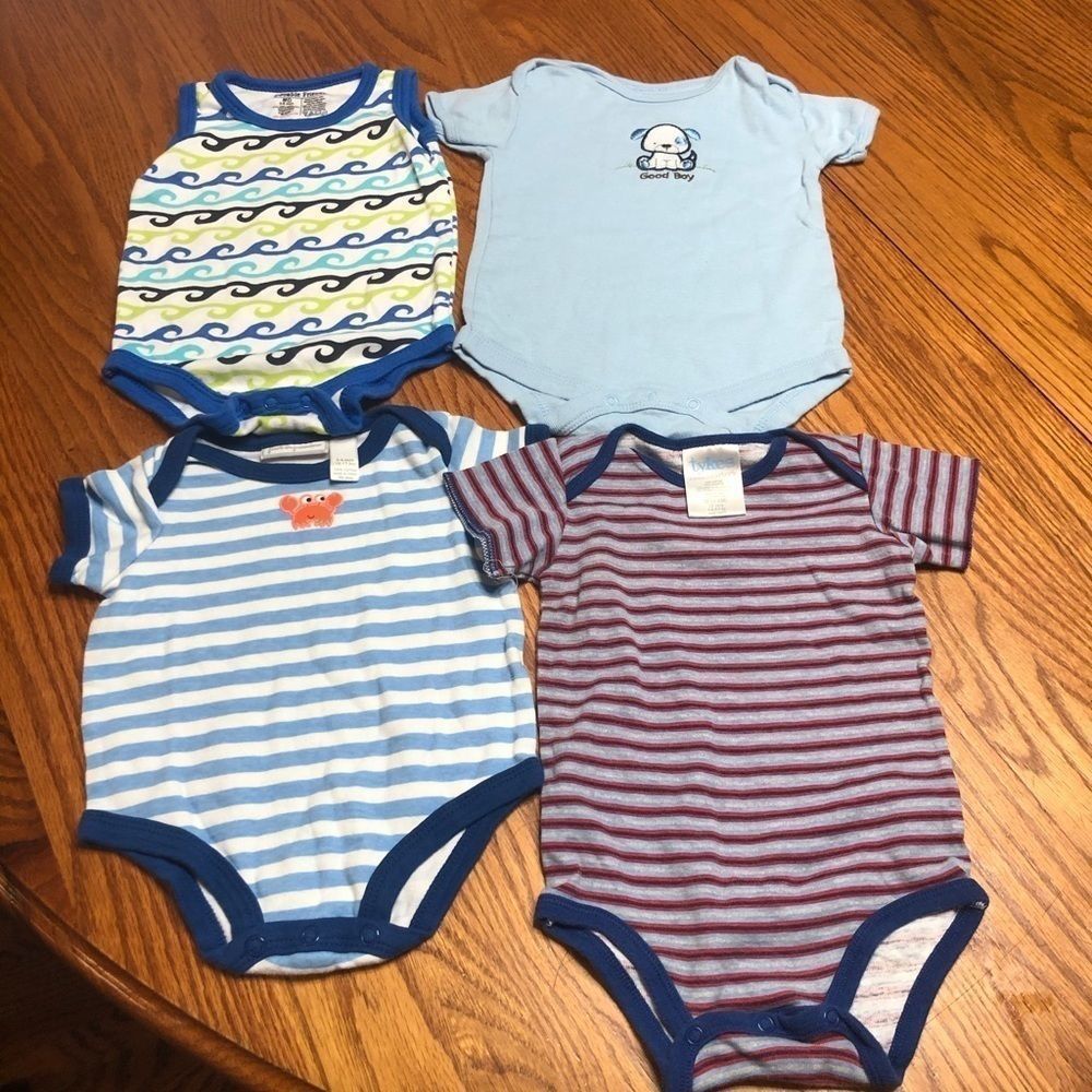 6/$20 Bundle of 4 onesies size3-6 mo